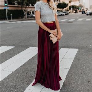 Vici - Full of Grace Pleated Maxi Skirt